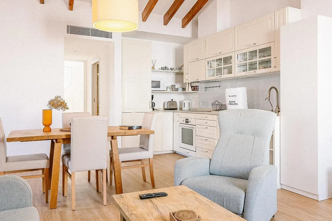 פוינסה Townhouse With Puig De Maria View By Homevillas360